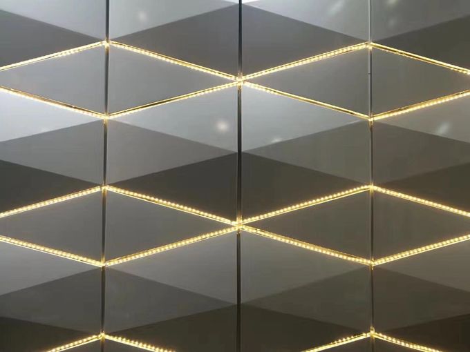 3D los paneles de pared compuestos del metal de la forma ACP para la talla 500 exterior de la decoración * 250m m